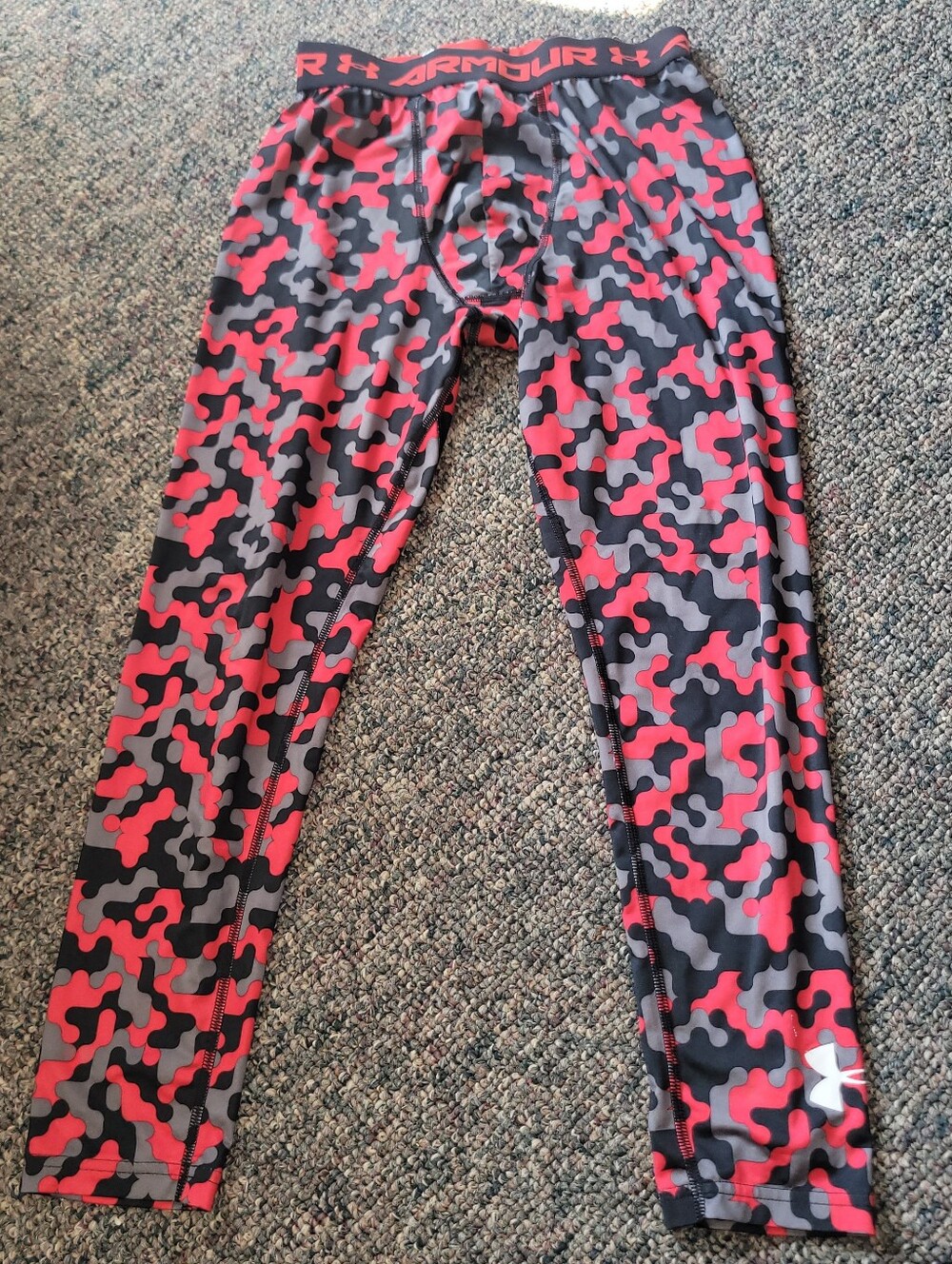Under Armour Kids' Red & Gray Camo Compression Leggings